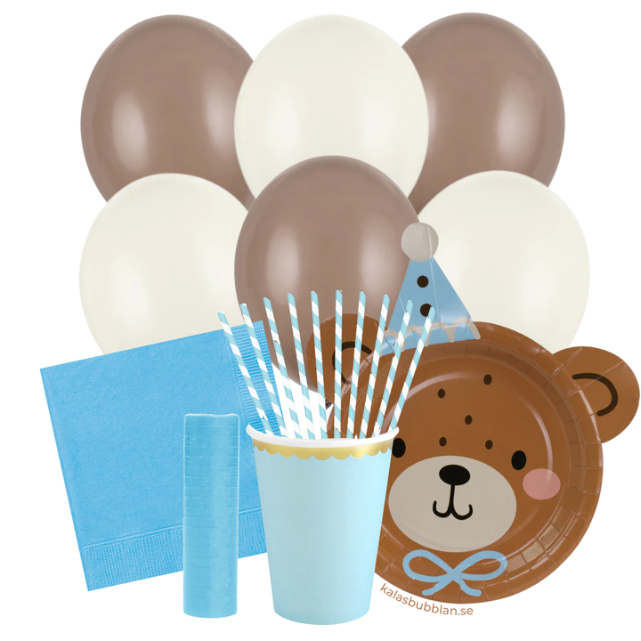 Färdigt dukningskit för 6 personer med muggar och servett i blått färg och tallrikar med teddybjörn-motiv, ballonger i vitt och brunt till barnkalas, dop och födelsedag.