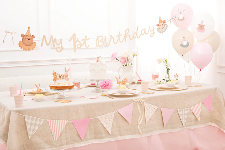 1,9 m DIY girlang i rosa och beige med mönster, dekorerad till barnkalas och fest