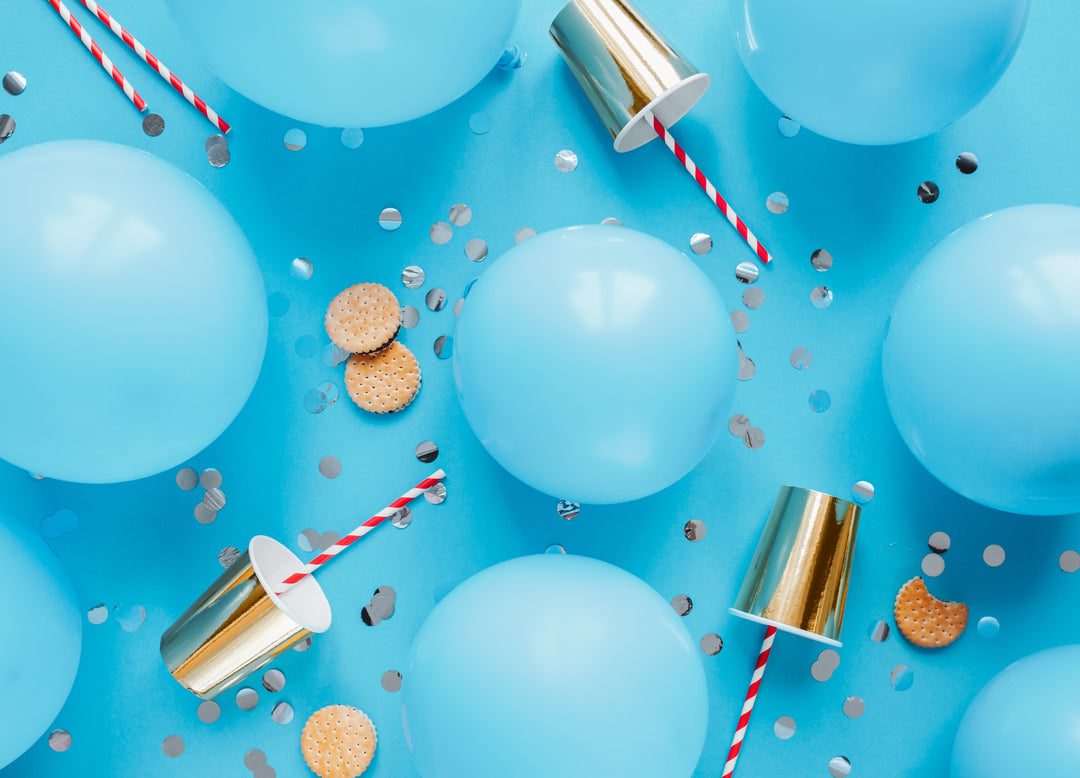 10 latexballonger i ljusblå färg. Dekorerad till kalas och fest.