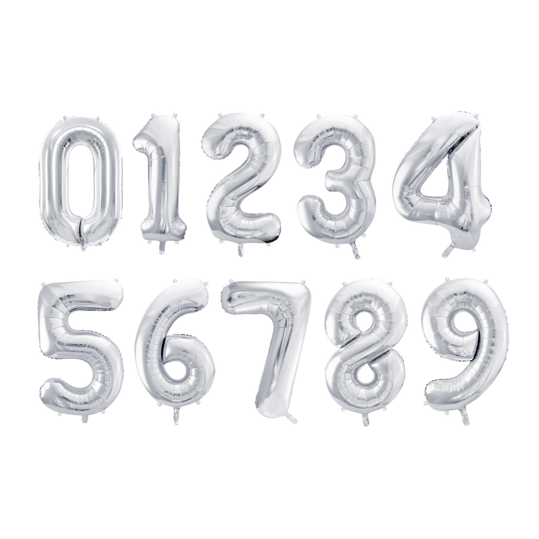 Sifferballonger 0-9 i silver färg, 86 cm. Passar till fest och kalas.