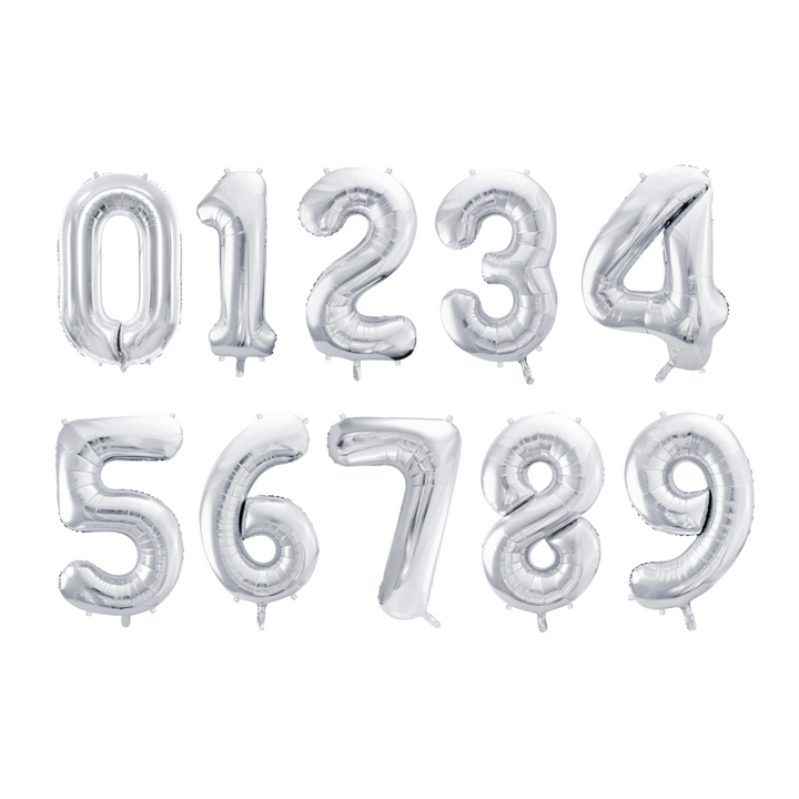 Sifferballonger 0-9 i silver färg, 86 cm. Passar till fest och kalas.